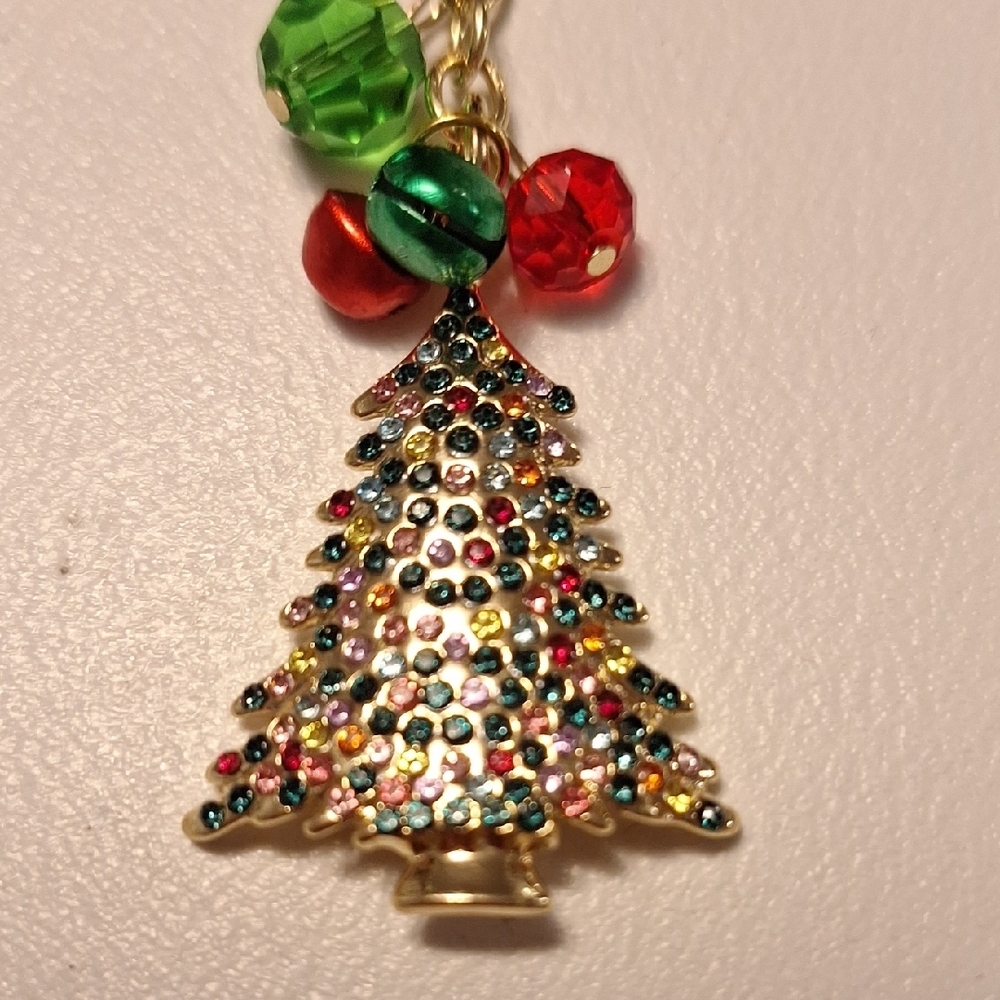 Festive Christmas Tree Keychain with Red and Green Beads - Picture 4 of 4
